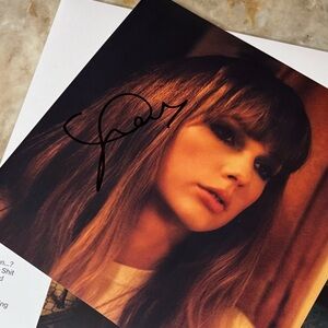 Taylor Swift: ***SIGNED*** Midnights: Jade green edition VINYL- BNWOT A